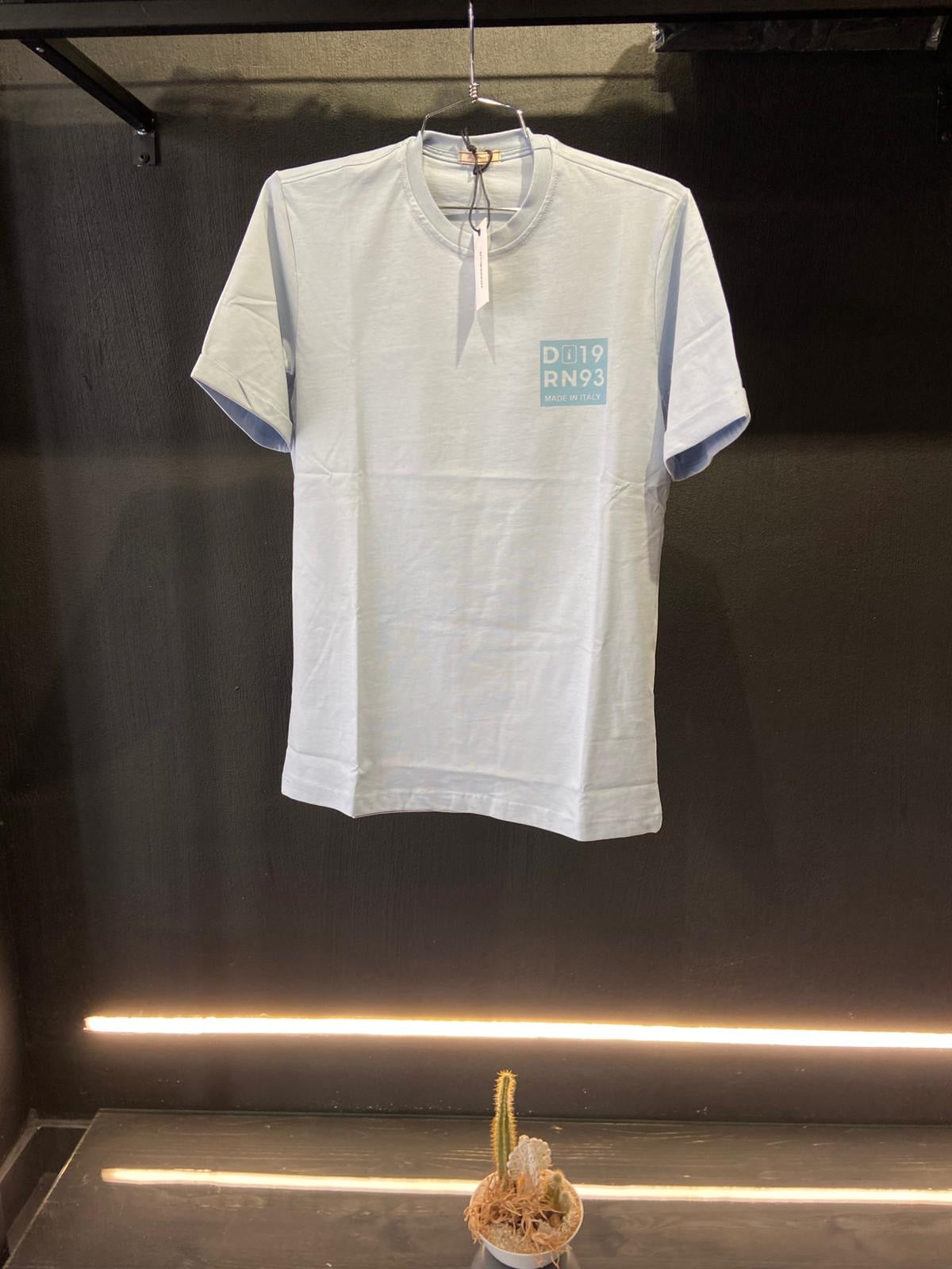Shirt Different