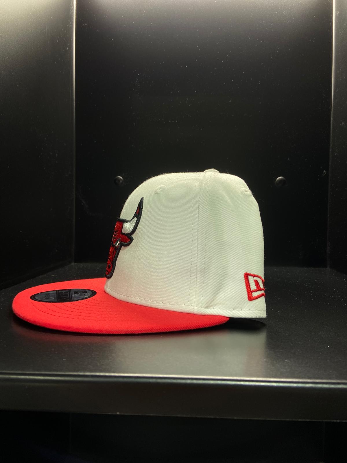 Cappello NewEra visiera diritta