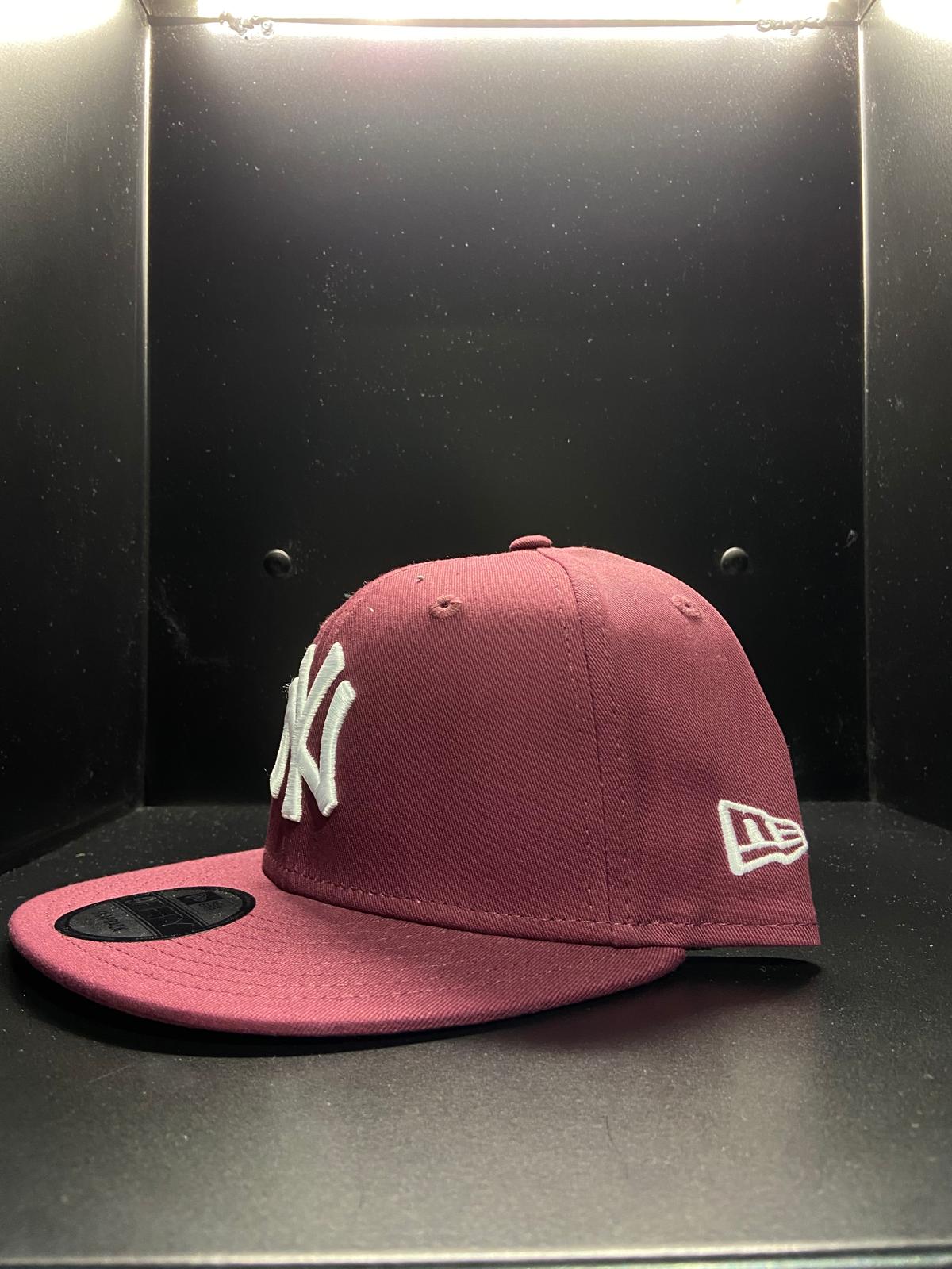 Cappello NewEra visiera diritta