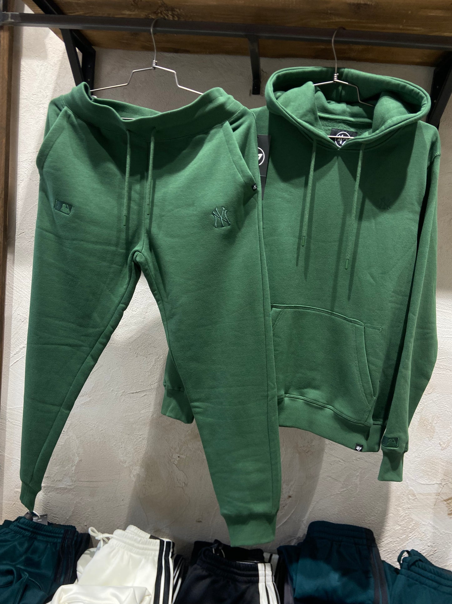 Tuta completa 47’ Brand