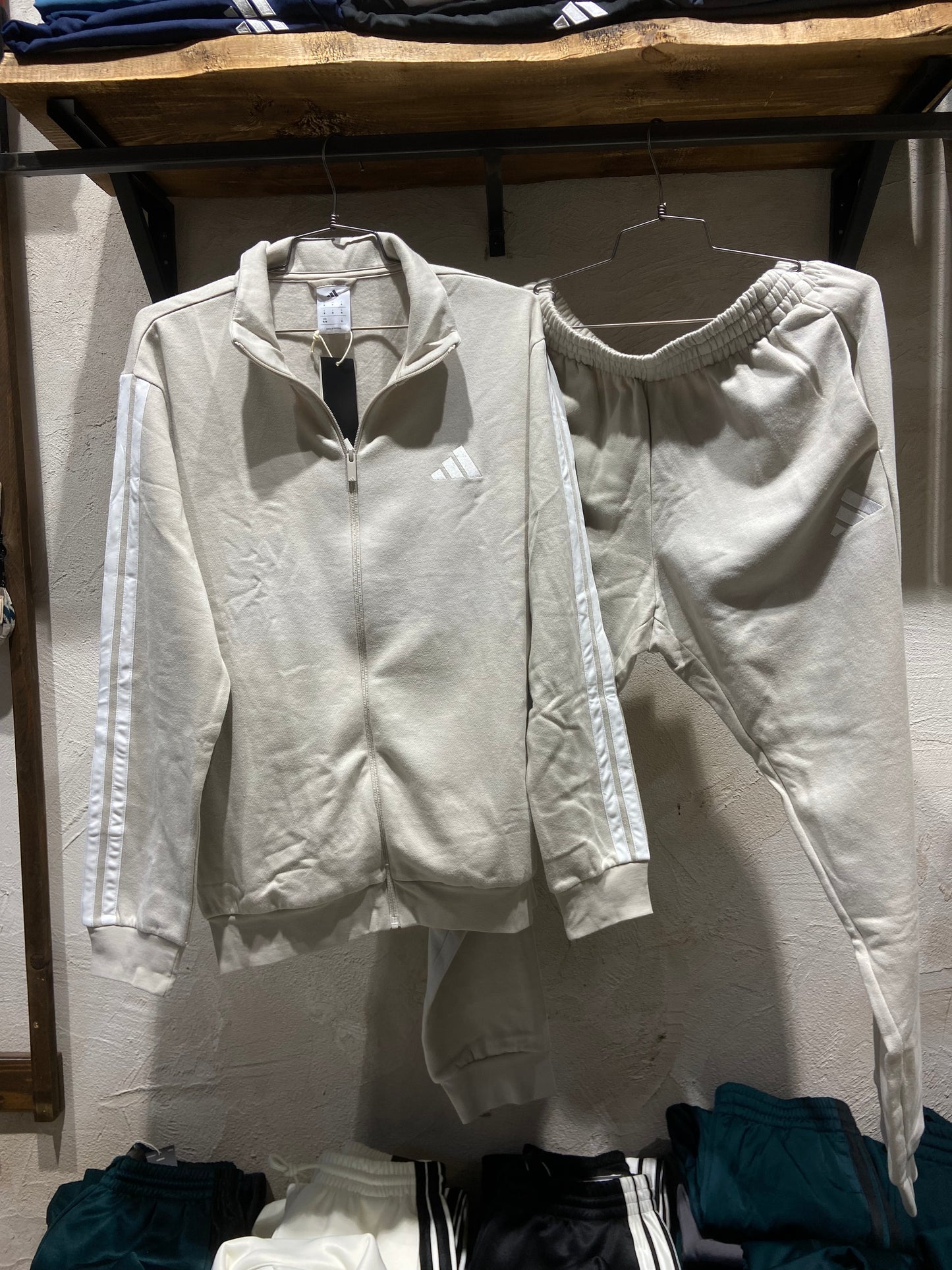 Tuta completa Adidas con zip